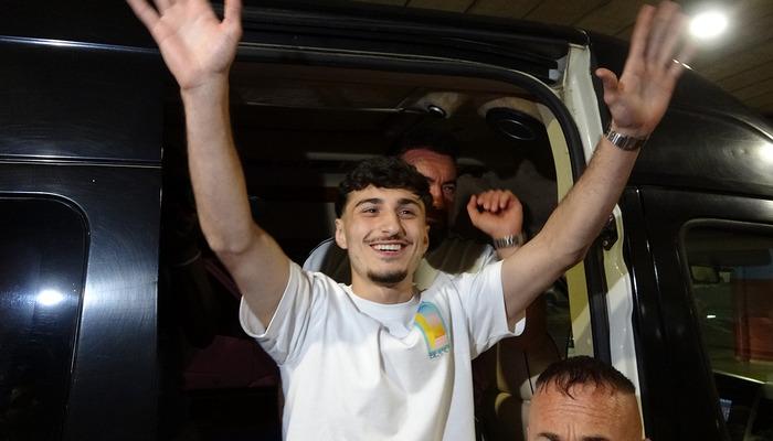 Trabzonspor'un yeni transferi Cihan Çanak!  "Trabzonspor'un şampiyonu olmak istiyorum"
