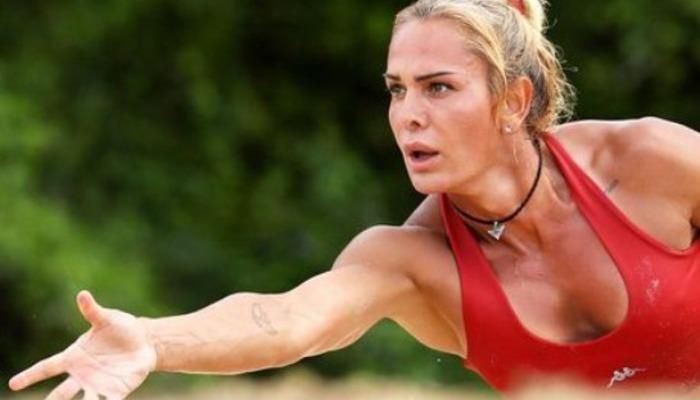 Evleneceğini söyledi… Survivor Nagihan Karadere, sır olarak sakladığı sevgilisine övgüler yağdırmadan edemedi.