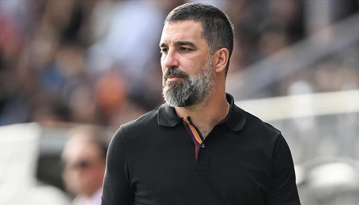 Arda Turan, Leo Dubois'i kadrosuna kattı! Galatasaray'dan ayrılık kesinleşti.