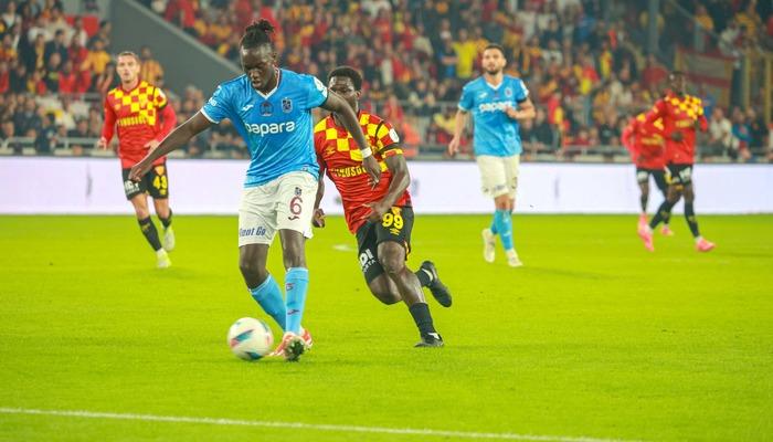 SON DAKİKA: Göztepe 10 kişiyle kazandı! İzmir takımı, Trabzonspor'u 90+2'de mağlup etti