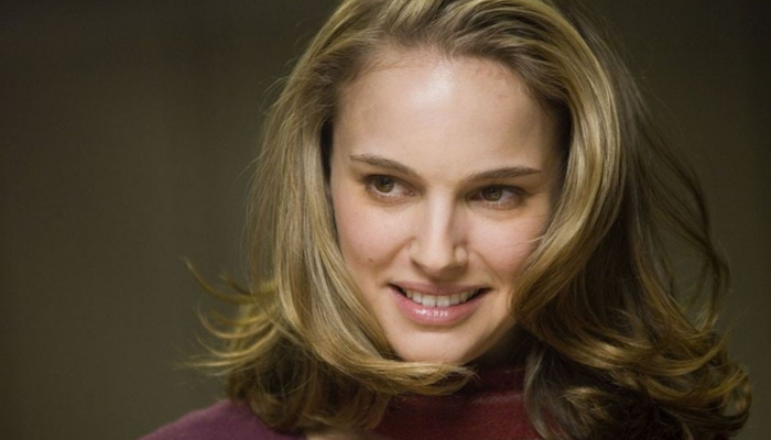 Oscar ödüllü ünlü oyuncu Natalie Portman İstanbul'a geldi! Bakın neredeydi...