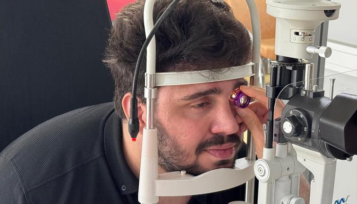 Kedinin kabusu vardı: 27 yaşındaki genç adamın gözleri kördü! Nedeni ne olduğuna bak ...