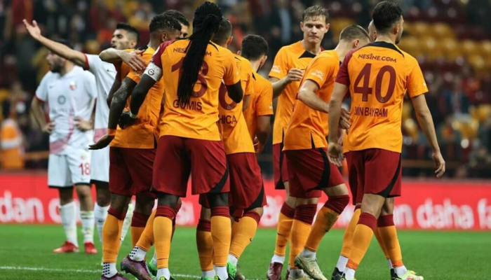 Taraftarlar o ismin varlığını bile unutmuştu! Kiralık gittiği kulüpten açıklama geldi... O isim Galatasaray'a geri dönüyor