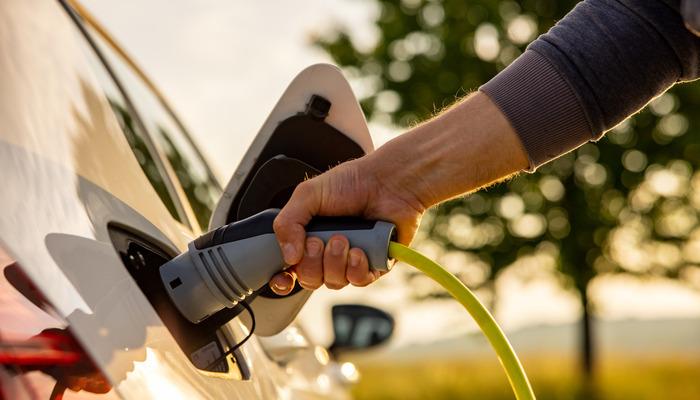 1 dakikada tam 100 kilometre! Çinli şirket geliştirdi: Küçük bir mahalle kadar elektrik çekiyor
