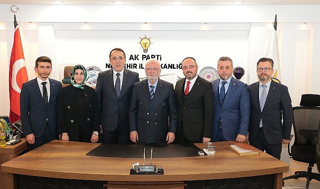 AK Parti Genel Başkan Yardımcısı Mustafa Elitaş Nevşehir'de partililerle buluştu - GÜNDEM