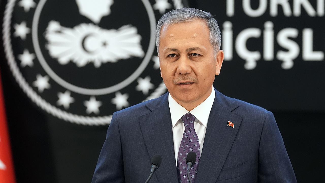 Çocuklarımızın hayatıyla oynayan hiçbir servis şoförünün trafikte yeri yoktur