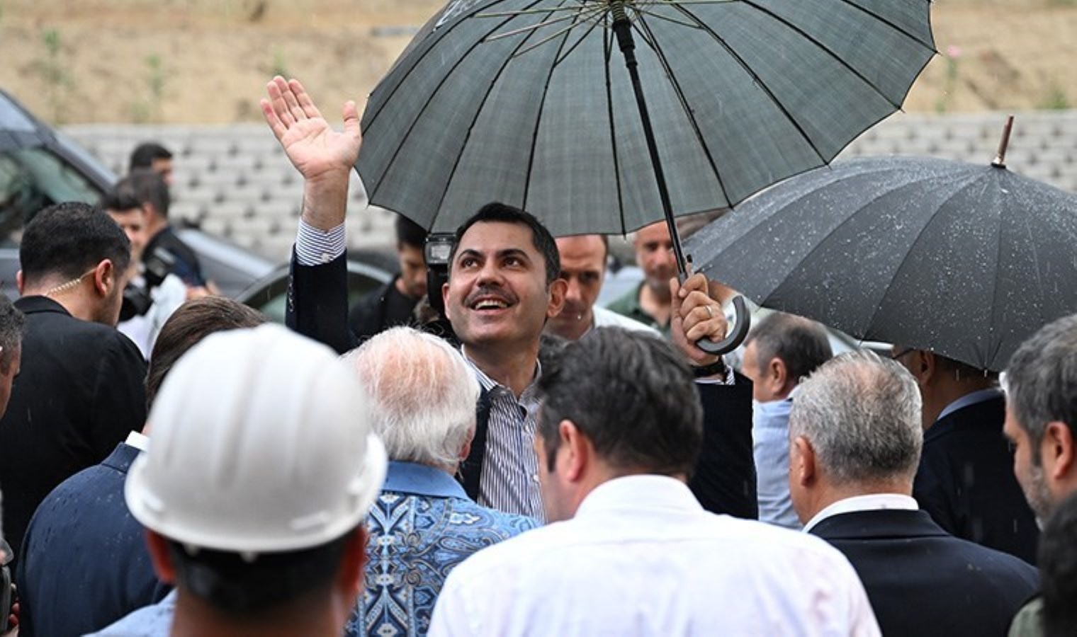 Murat Kurum: '2 yıl ödemesiz, 18 yıl faizsiz.  Yani çok çekici' - Son Dakika Siyasi Haberler