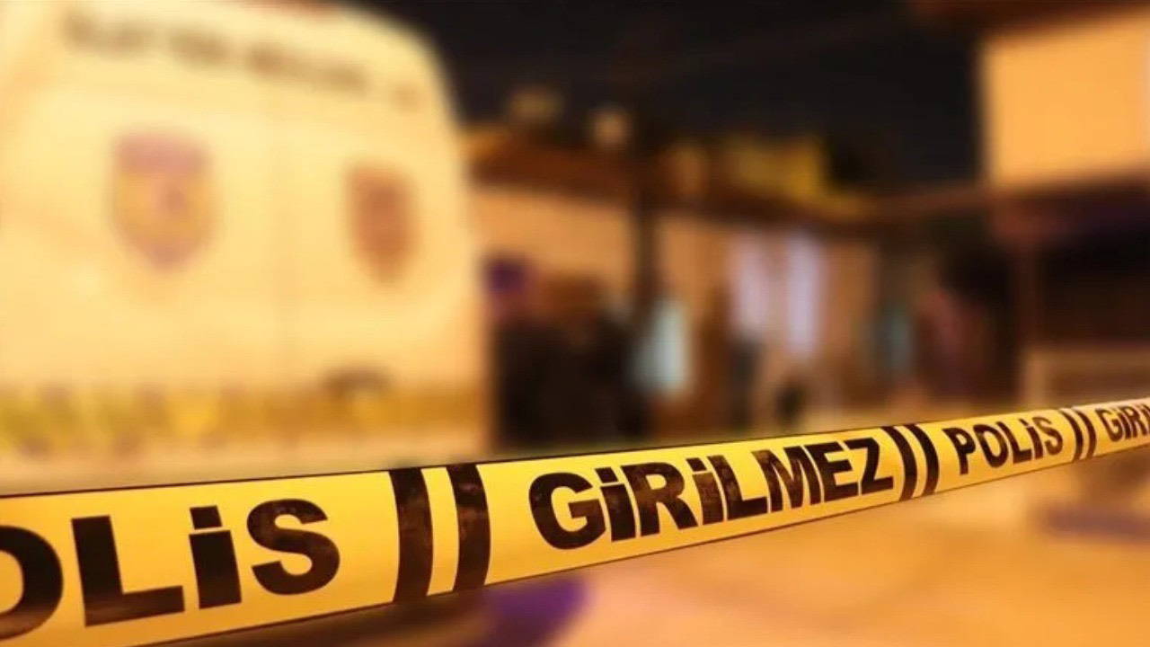 İstanbul Kartal'da Yol Kenarında Erkek Cesedi Keşfedildi: Kimliği Netlik Kazandı