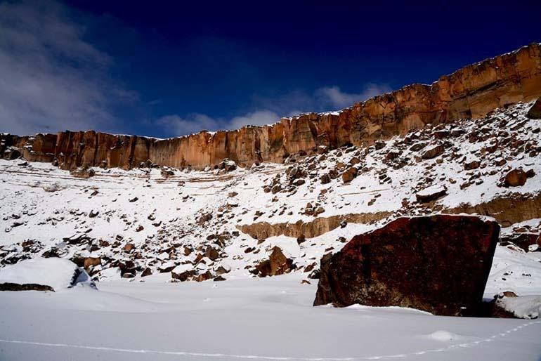 Diyadin Gizli Cennet; Meya Mağaraları