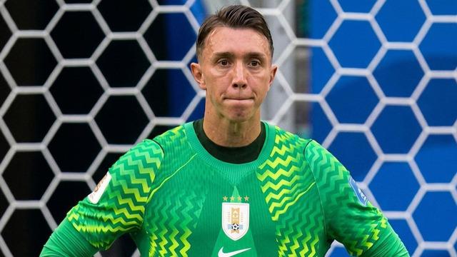 Ne yaptın Muslera! Dünya Kupası'nda geceye damga vuran hata