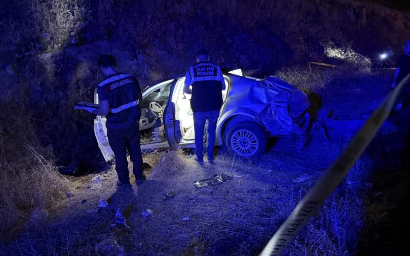 Şanlıurfa'da Meydana Gelen Trafik Kazasında 3 Kişi Hayatını Kaybetti, 1 Kişi Yaralandı