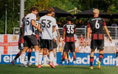Frankfurt, Hull City iki golle geçti