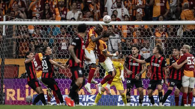 Galatasaray'ın Çorum FK ile Beraberliği Üzerine Uzman Yorumlar: 'Doymuşluk Fenerbahçe'yi Şampiyon Yapar!'
